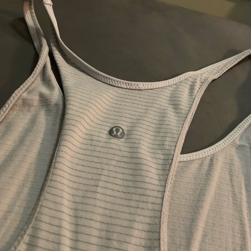 Lulu lemon racer back
